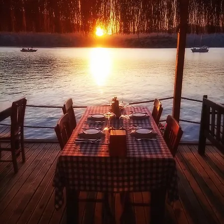 Moonlight Boutique - Hotel *